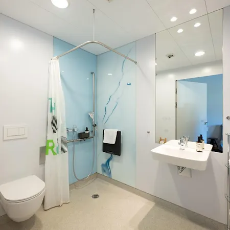 Shima-davos Bed & Breakfast 3*