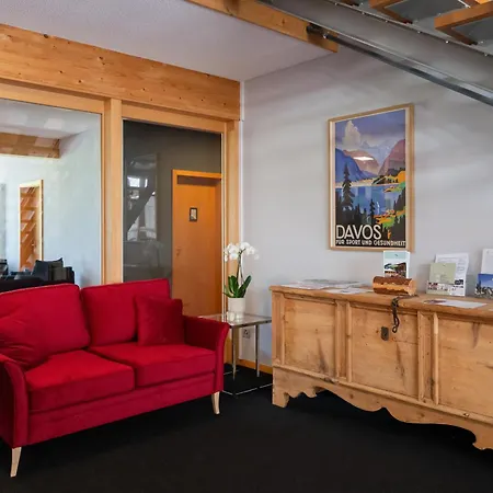 Shima-davos Bed & Breakfast 3*