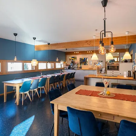 Shima-davos فندق مبيت وإفطار 3*